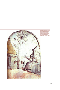 estela con el dios Šhamaš y un monarca haciendo una